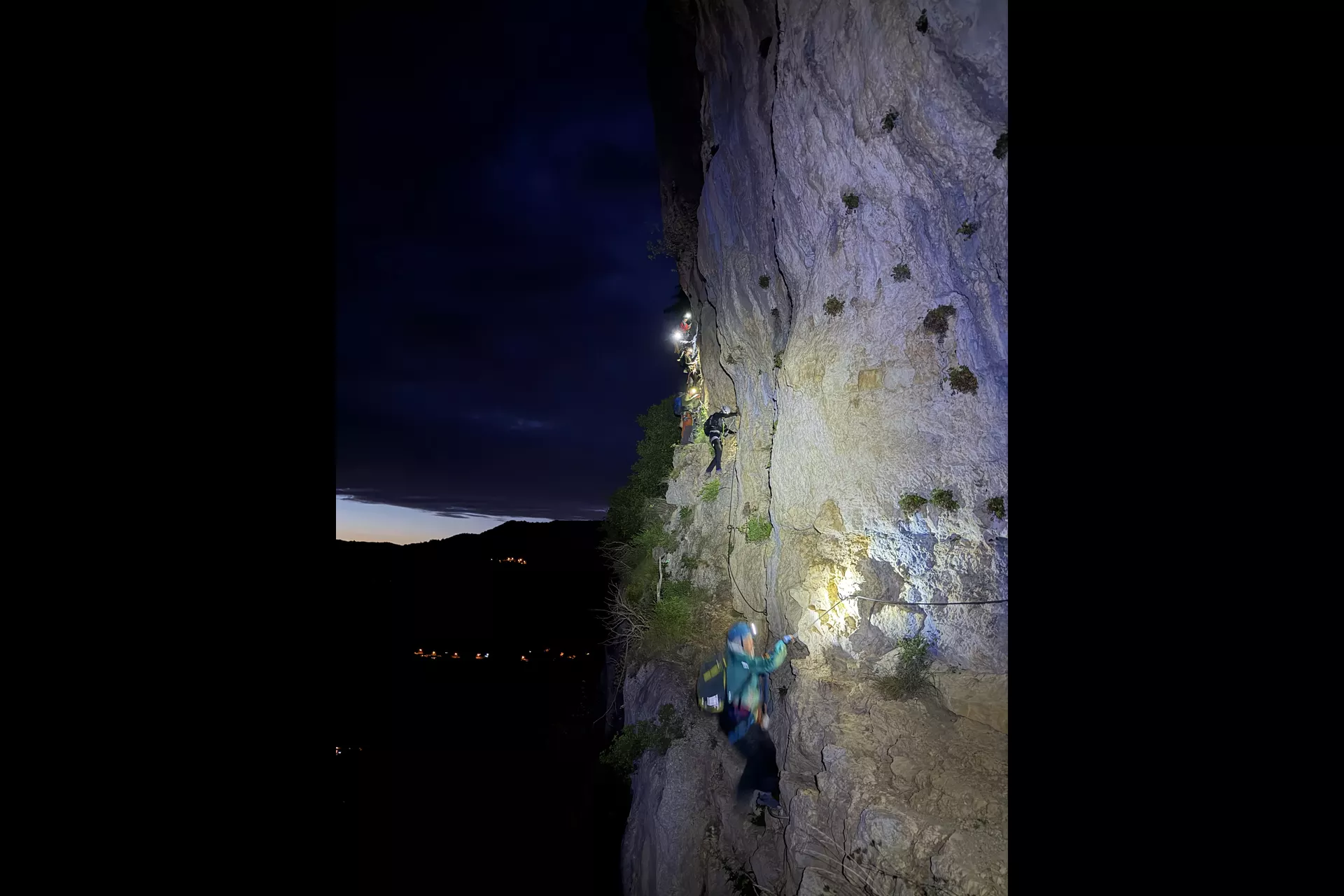 Via-Fe de nuit !