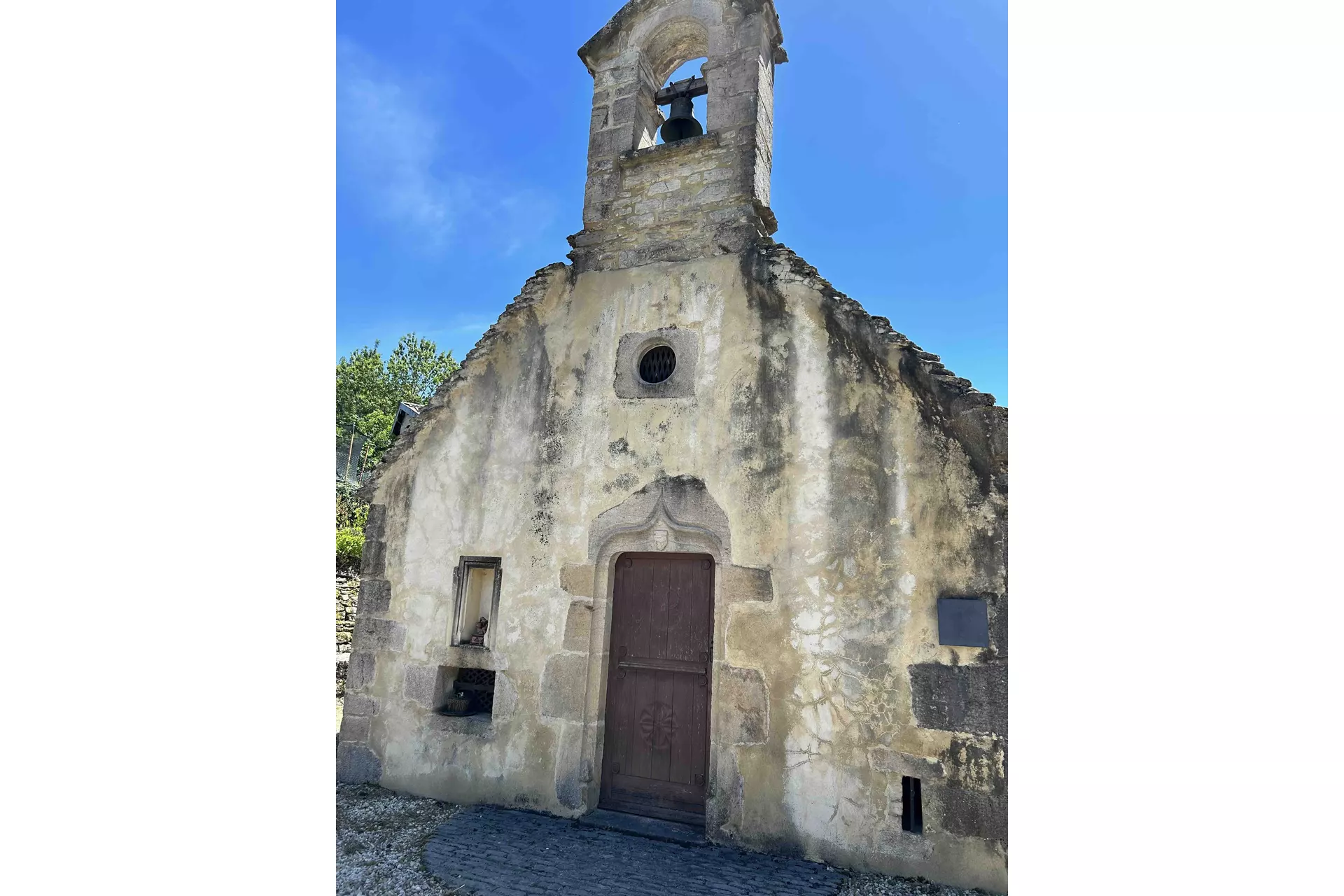 6a31006f580f0_Allonal-chapelle.webp